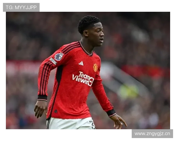 曼联转会策略成效争议显现,对赛季竞争力与稳定性造成影响 曼联转会策略成效争议显现,对赛季竞争力与稳定性造成影响