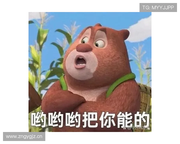 蒋圣龙这生活咋回事儿？训练一身汗，钱包却比我都鼓起来了！